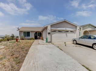 1894 Alaquinas Dr, San Diego, CA 92173