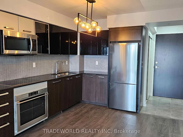 5162 W Yonge St #1901 — Photo 6