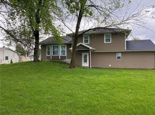 6918 Camp Warren Rd, Decatur, IL 62521