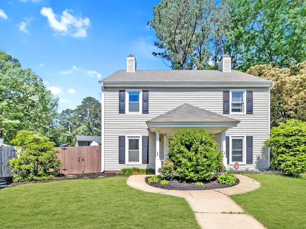 121 Drumbuie Pl, Garner, NC 27529