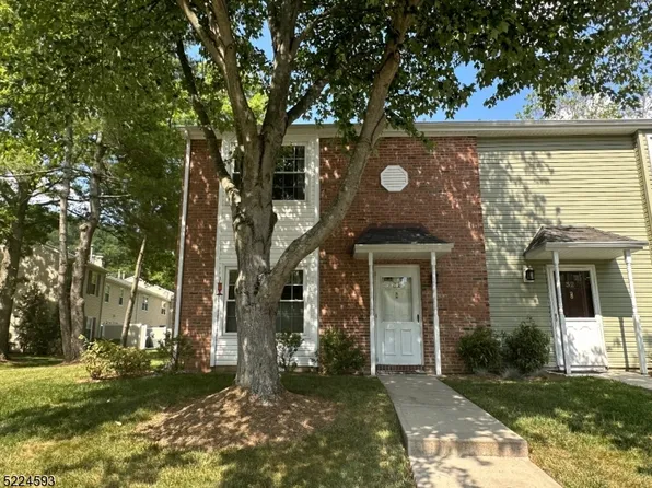 31 Gettysburg Way, Lincoln Park Boro, NJ 07035