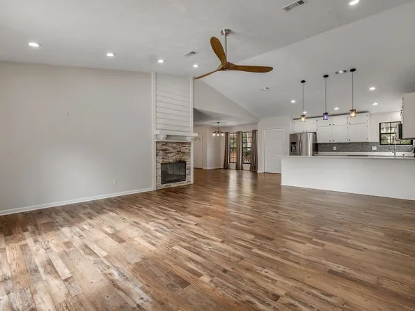 3141 N Shannon Lakes Dr, Tallahassee, FL 32309