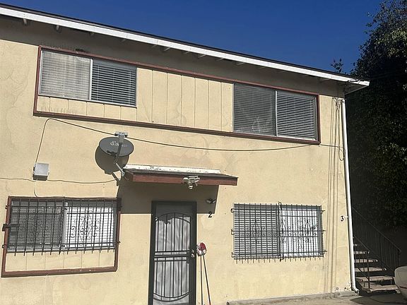 4th image of 3635 W 110th St