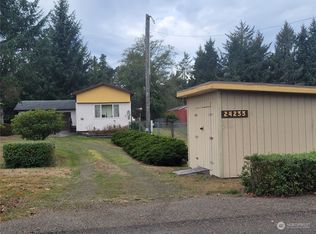 24233 P St, Ocean Park, WA