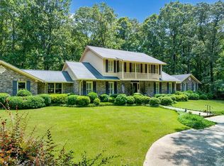 601 Glen Oaks Cir, Jasper, AL 35504