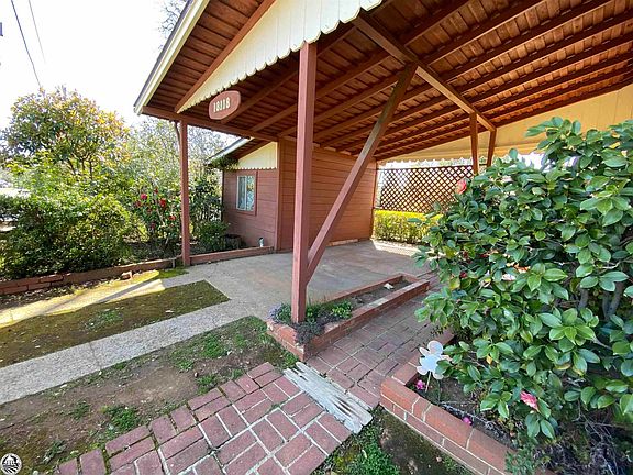 3rd image of 18118 Sierra Ave