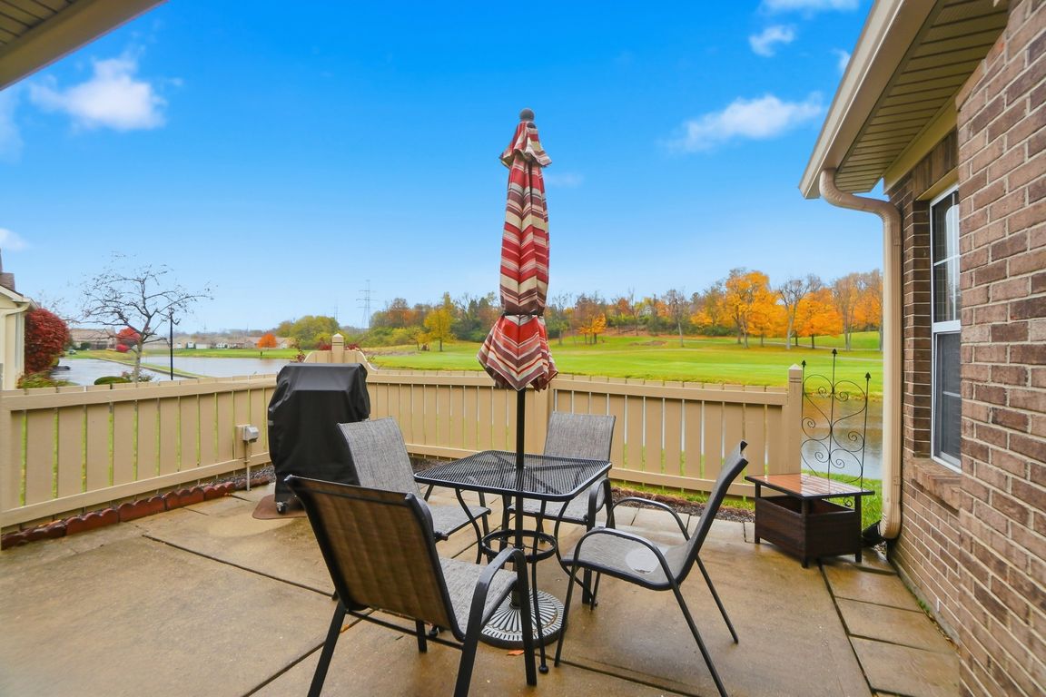 next background image