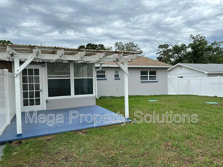104 W Brentridge Dr #1 — Photo 28