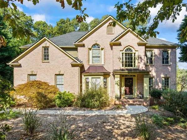 7315 Meadow Point Dr, Stone Mountain, GA 30087