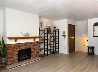 6239 Charing Cross Ln #2-B, Middleton, WI 53562
