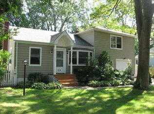 59 Beech St, Ronkonkoma, NY 11779