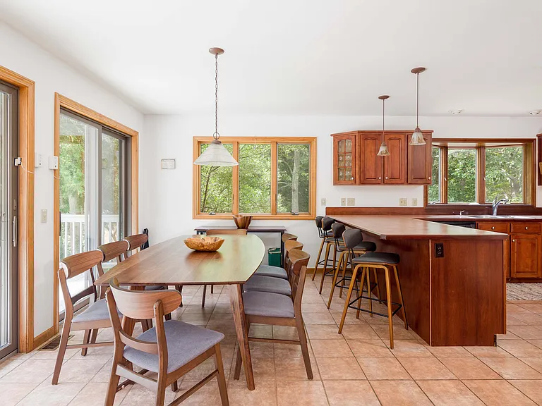 1653 Millstone Rd — Photo 8