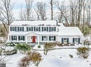 135 Crest View Dr, Princeton, NJ 08540