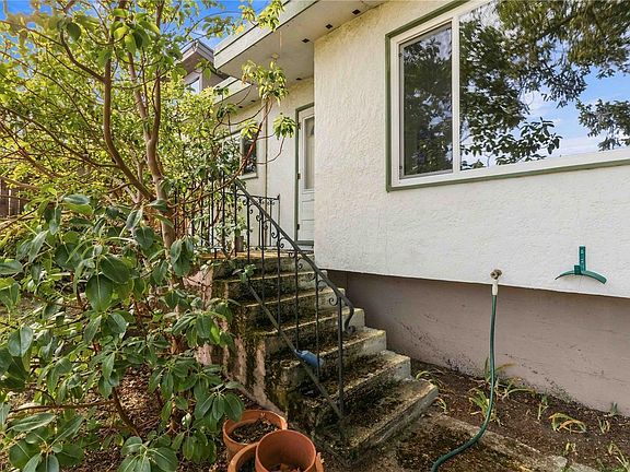 5th image of 3904 Wilkinson Rd