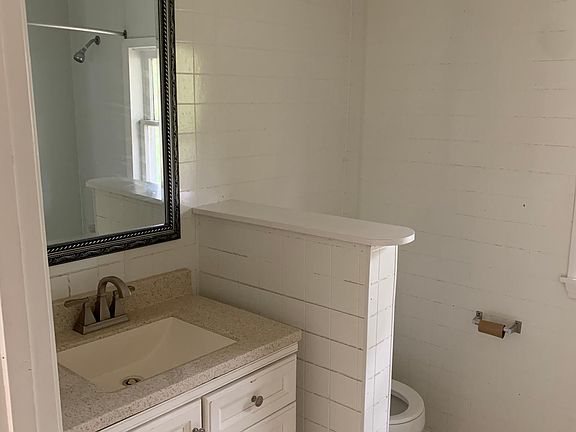 2nd image of 1603 Cary Ave