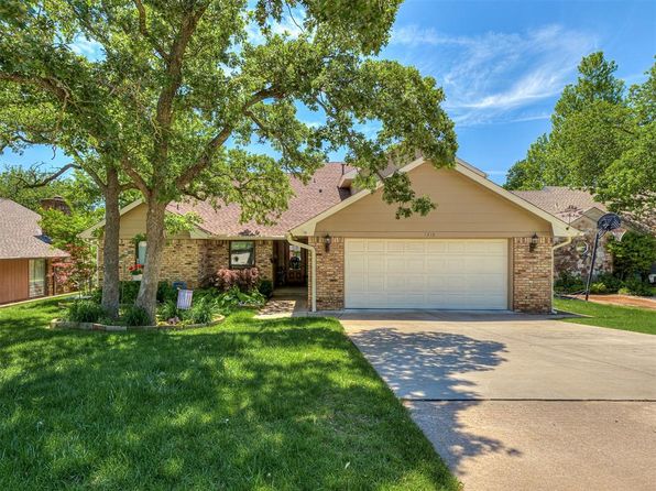 1218 Richmond Rd, Edmond, OK 73034