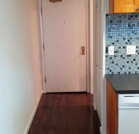 5th image of 201 Harrison St APT 923