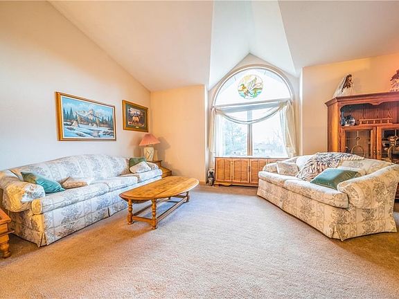 5th image of 4527 Toyon Dr