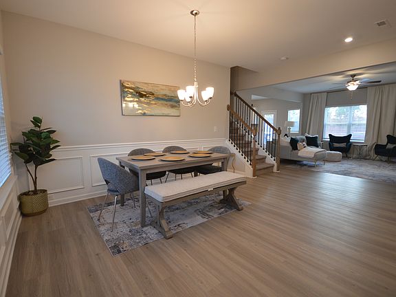 3rd image of 103 Memorial Ct
