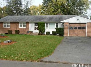 217 Parrish Ln, Syracuse, NY 13205
