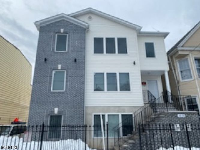 1st image of 48-50 N 11th St