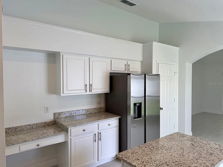Falcon Point Dr — Photo 7