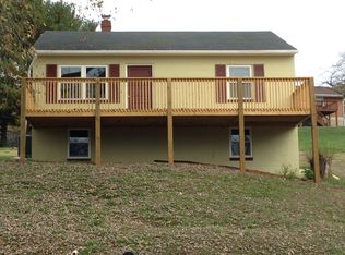 1110 Niagara Rd, Vinton, VA 24179