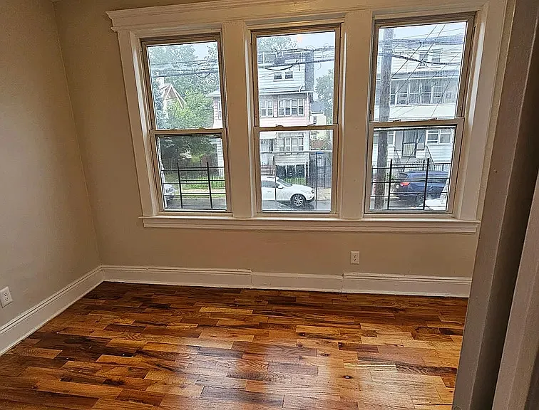 117 Isabella Ave #2 — Photo 5