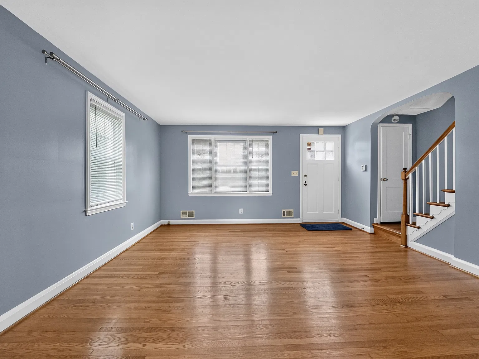 3 bed, 1.5 bath, 1360 sqft, $2,750 — Photo 4