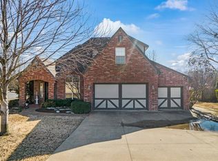 9501 N 137th Ct E, Owasso, OK 74055