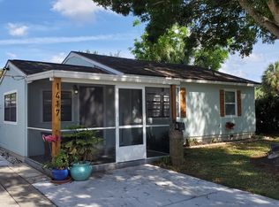 1417 Canterbury Rd N, Saint Petersburg, FL 33710