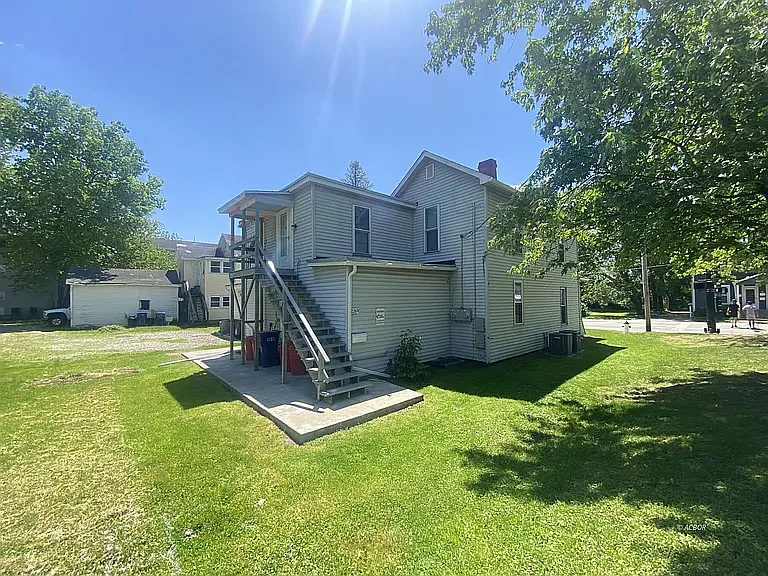 226 W Union St #1 — Photo 13