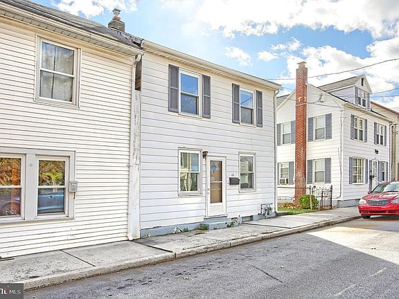 2nd image of 16 E Green St
