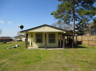 162 3rd Ave, Onalaska, TX 77360