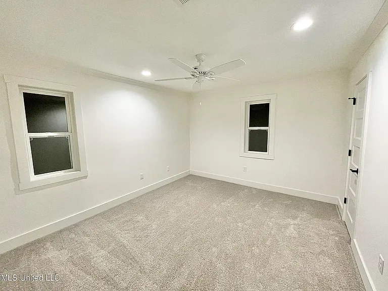 107 Pine Rd — Photo 11