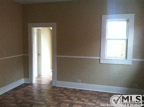 5th image of 338 Vine St