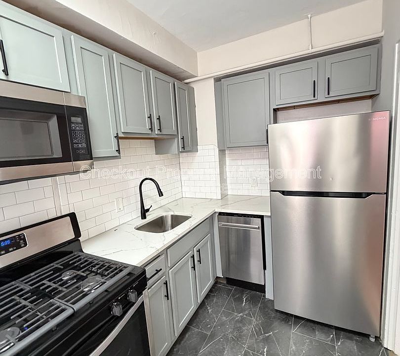 1st image of 5616 Pershing Ave APT 11