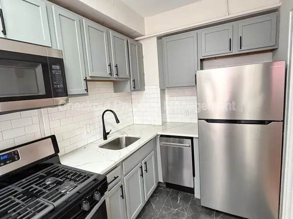 5616 Pershing Ave APT 11, Saint Louis, MO 63112