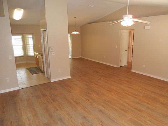 5th image of 9405 SE 161st Pl