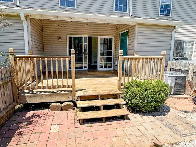 180 Deer Run Ct — Photo 24