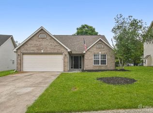 15037 Oak Rd, Carmel, IN 46033