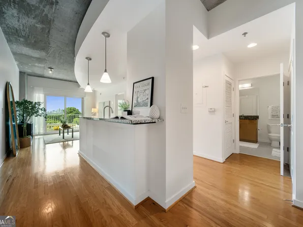 250 Pharr Rd #412, Atlanta, GA 30305