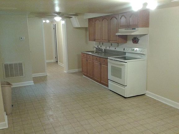 2nd image of 816 Garner St