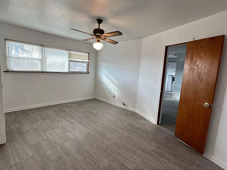 3603 Briscoe St — Photo 8