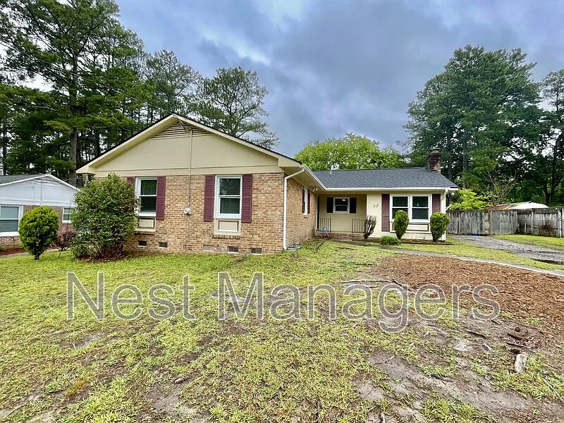 717 Rockwood Dr