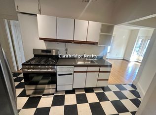 9 Bowdoin St #1, Somerville, MA 02143