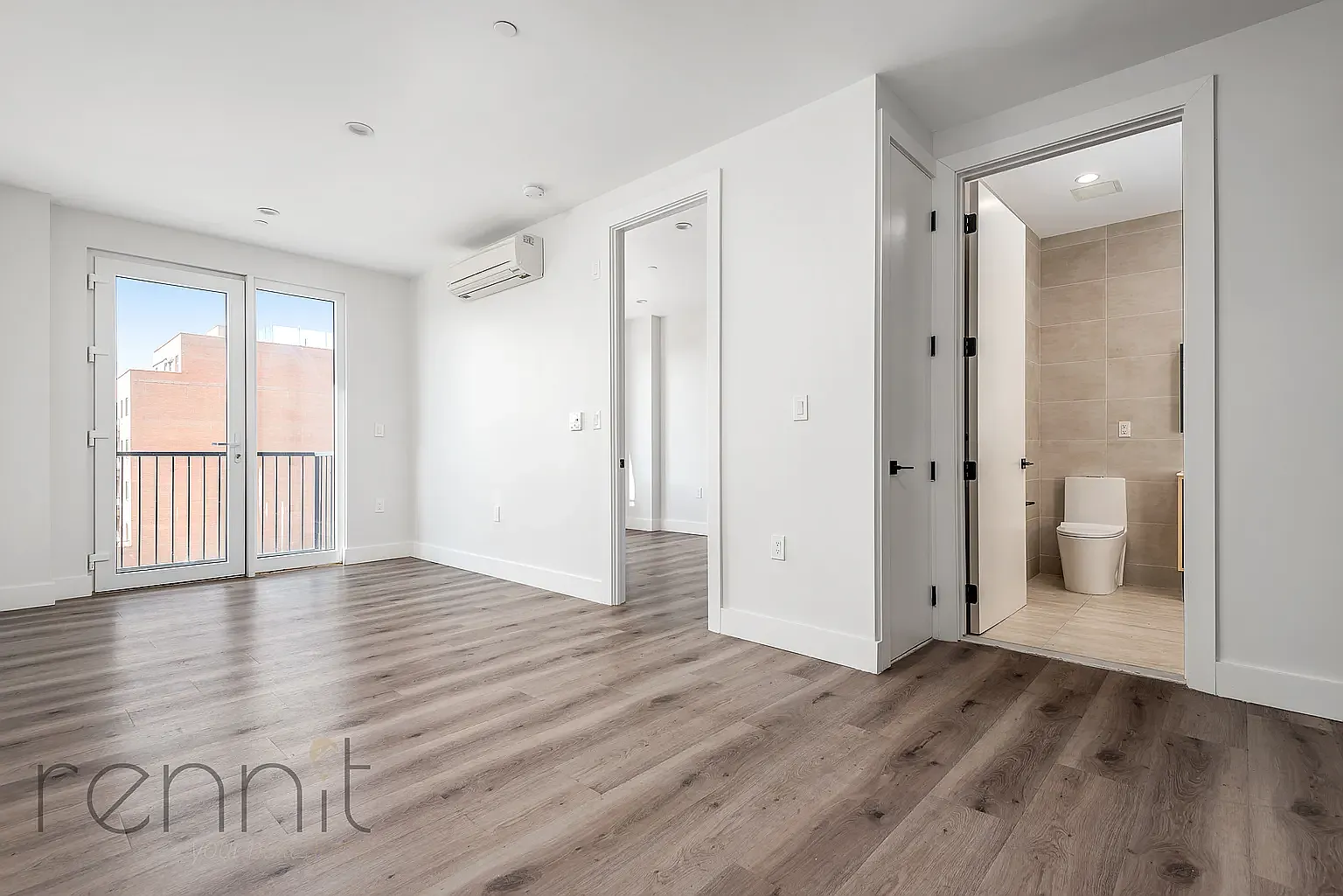 125 Kings Hwy — Photo 1