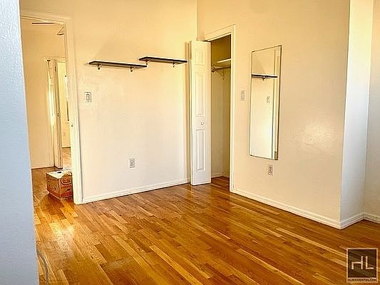 3rd image of 266 10th St #3R