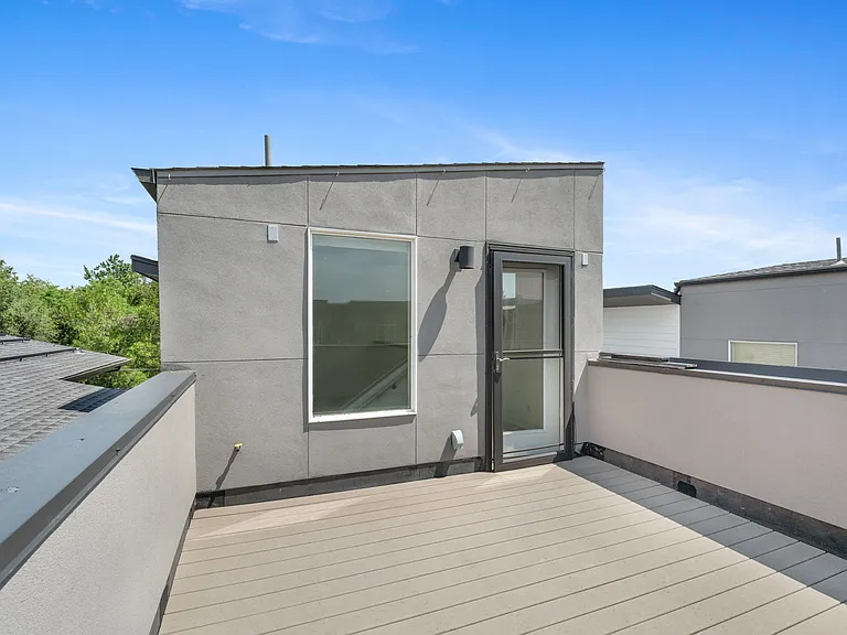 4015 Fenton Ct — Photo 34