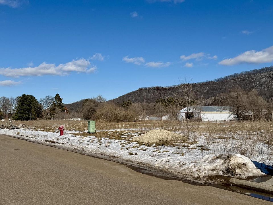 2nd image of 3017 RED CLOVER STREET